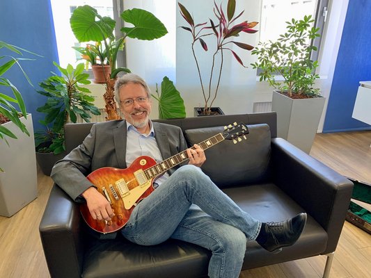 Wolfgang Müller lebt für die Simulation und Gitarren